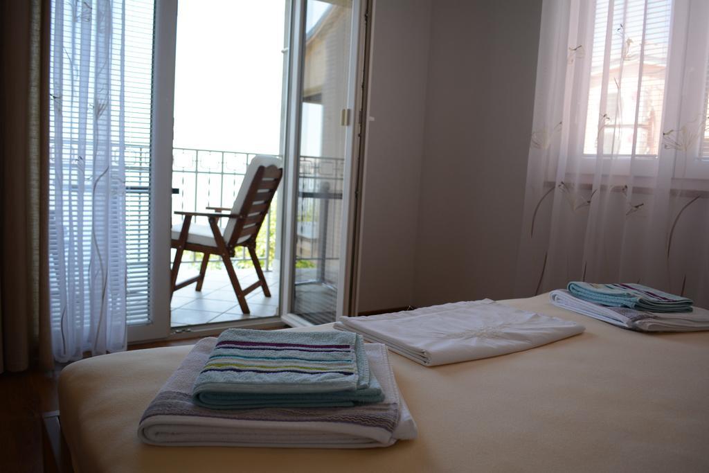 Apartment Roby Senj  Room photo
